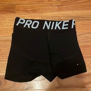 Nike Pro